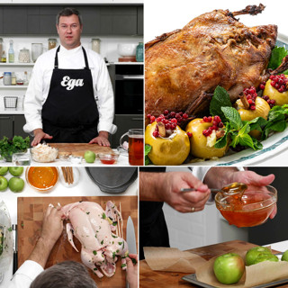 Утка в духовке с яблоками и квашеной капустой