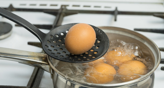 Как варить яйца: в мешочек, всмятку или вкрутую фото