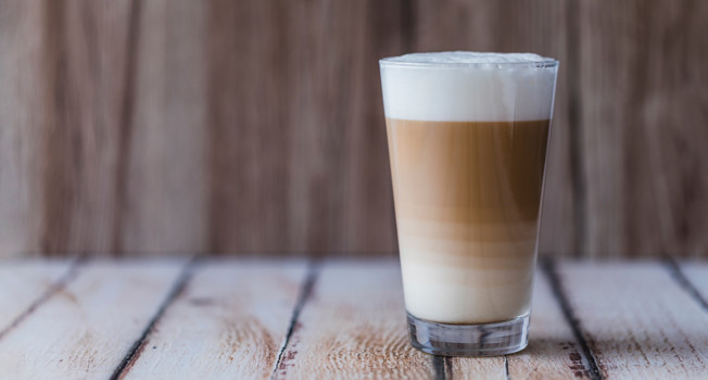 Вредно ли пить кофе с молоком? фото