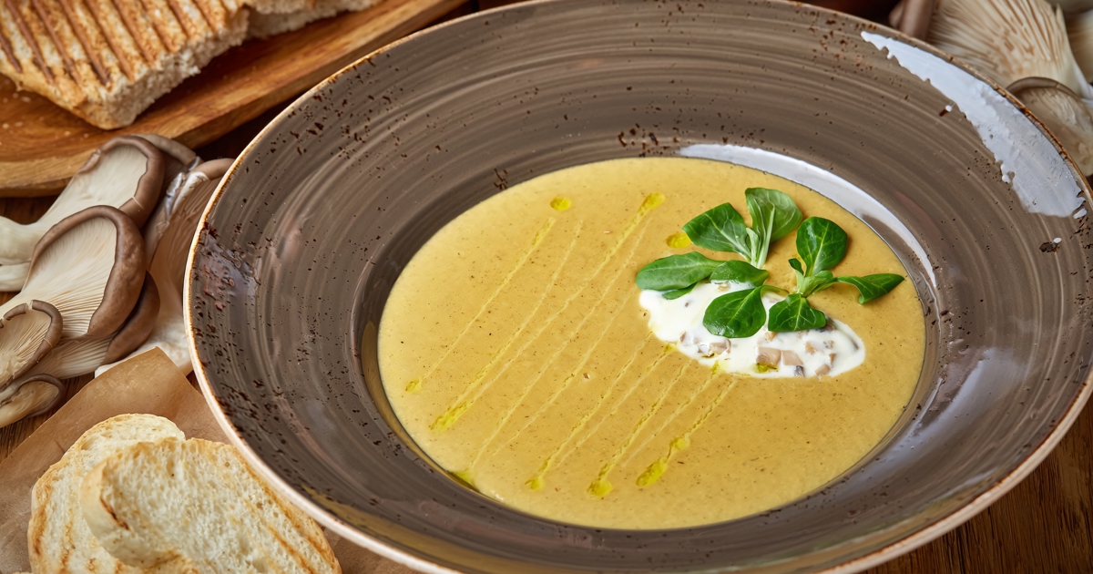 Грибной крем-суп с творожным сыром