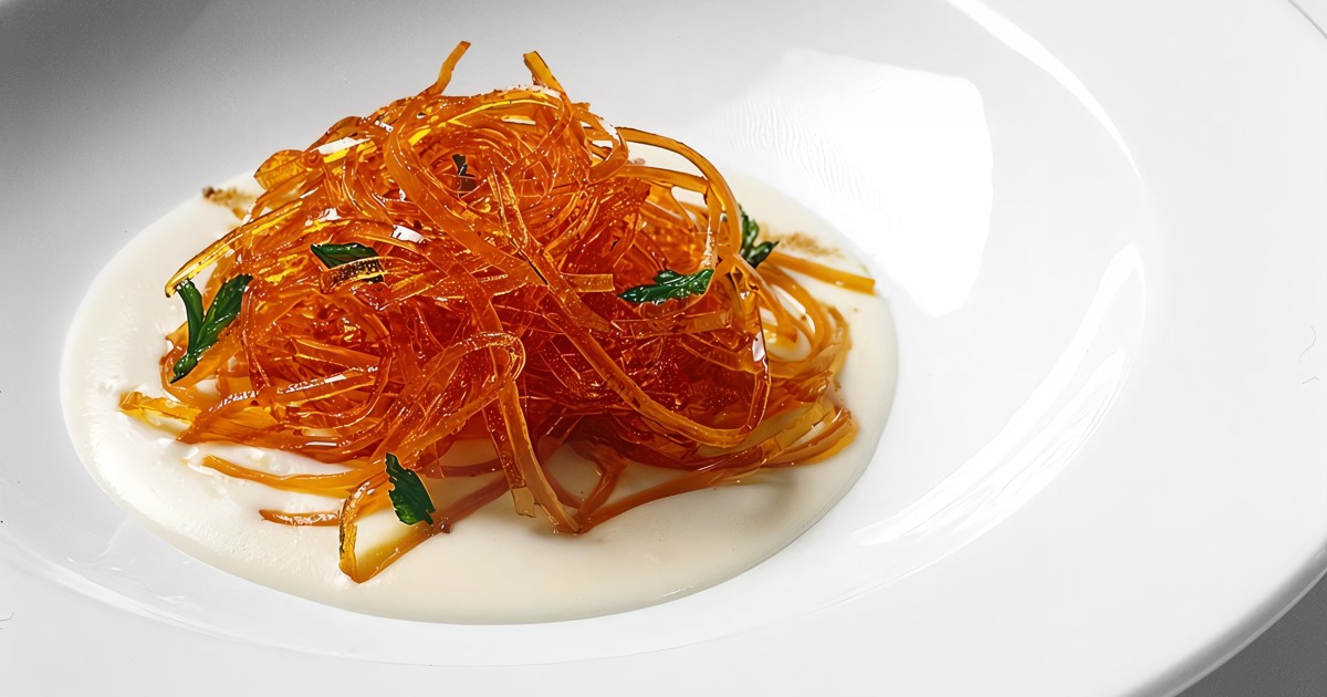 Яичные спагетти с чесночным кремом рецепт – Паста и пицца. «Еда»