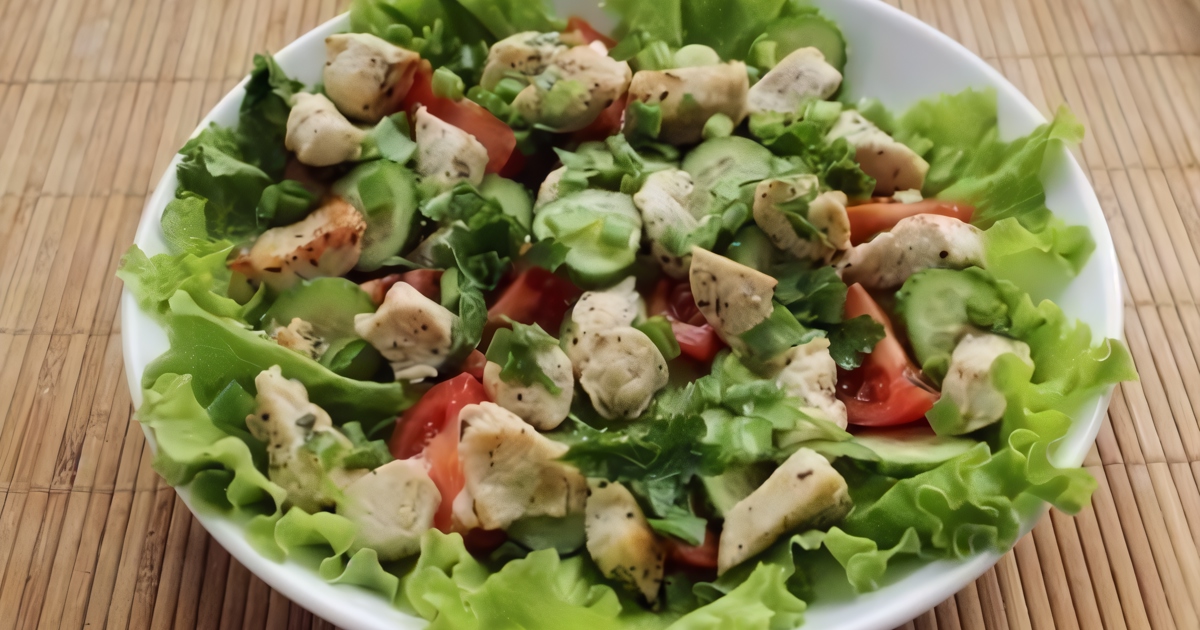 Салат с куриной грудкой: простые и вкусные рецепты с фото