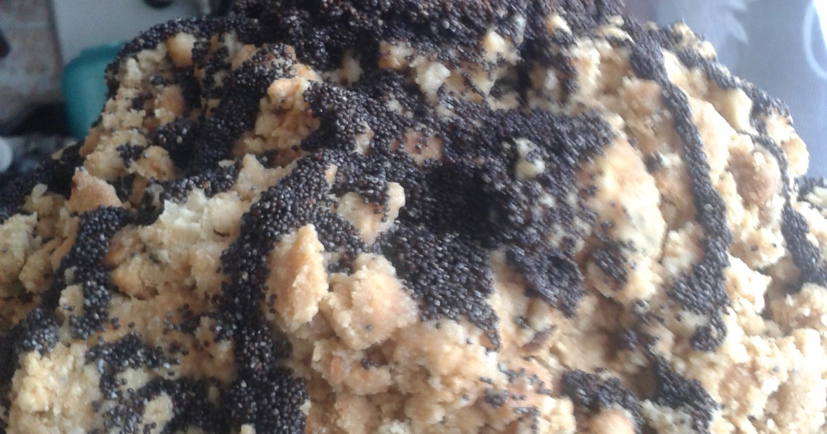 Порционный торт «Муравейник» с маком и арахисом