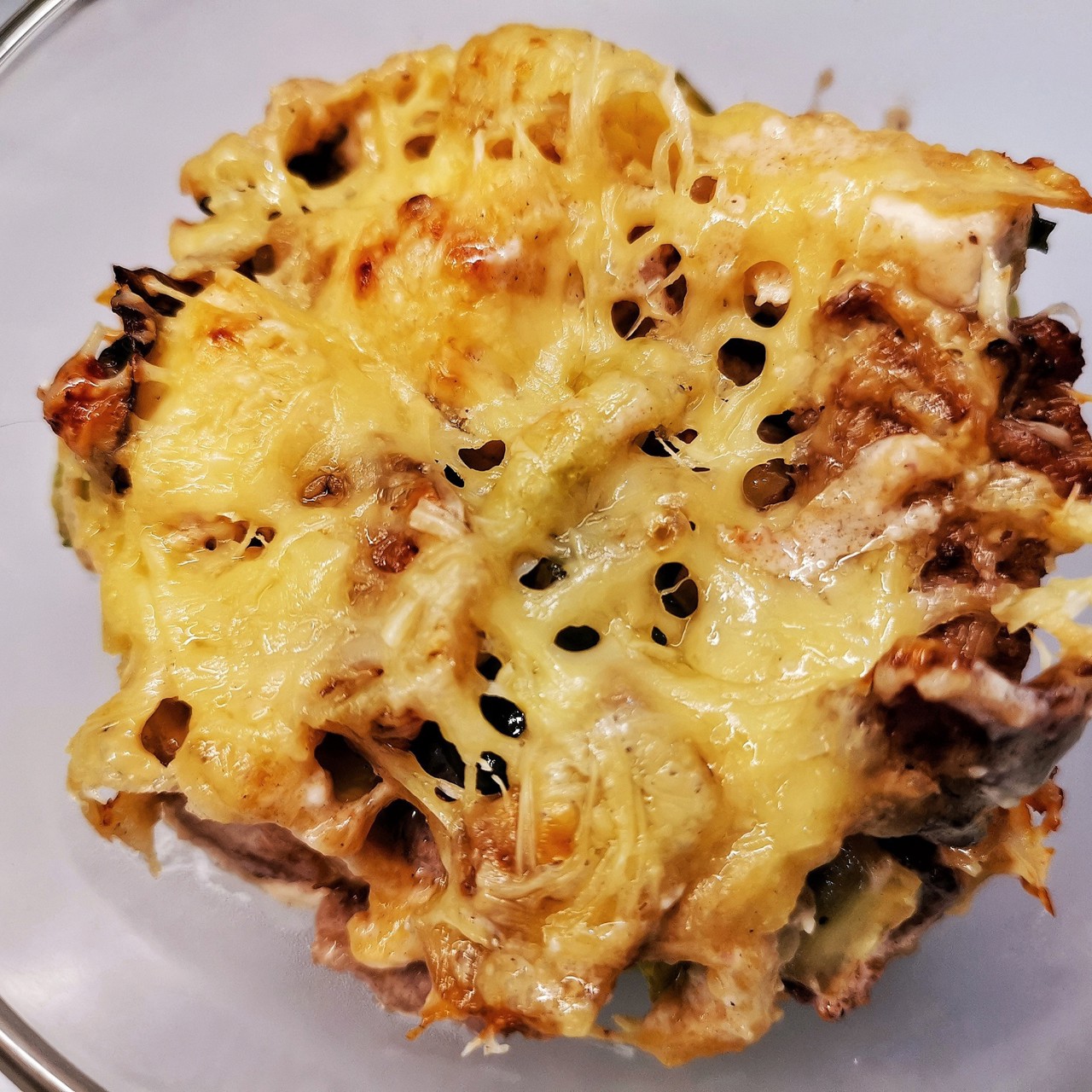 Брюссельская капуста, запеченная с адыгейским сыром