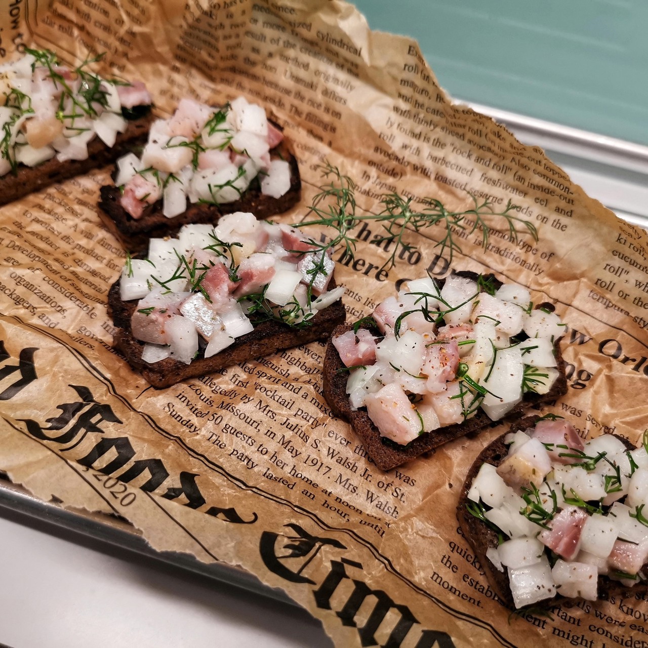 Бутерброд с рыбой