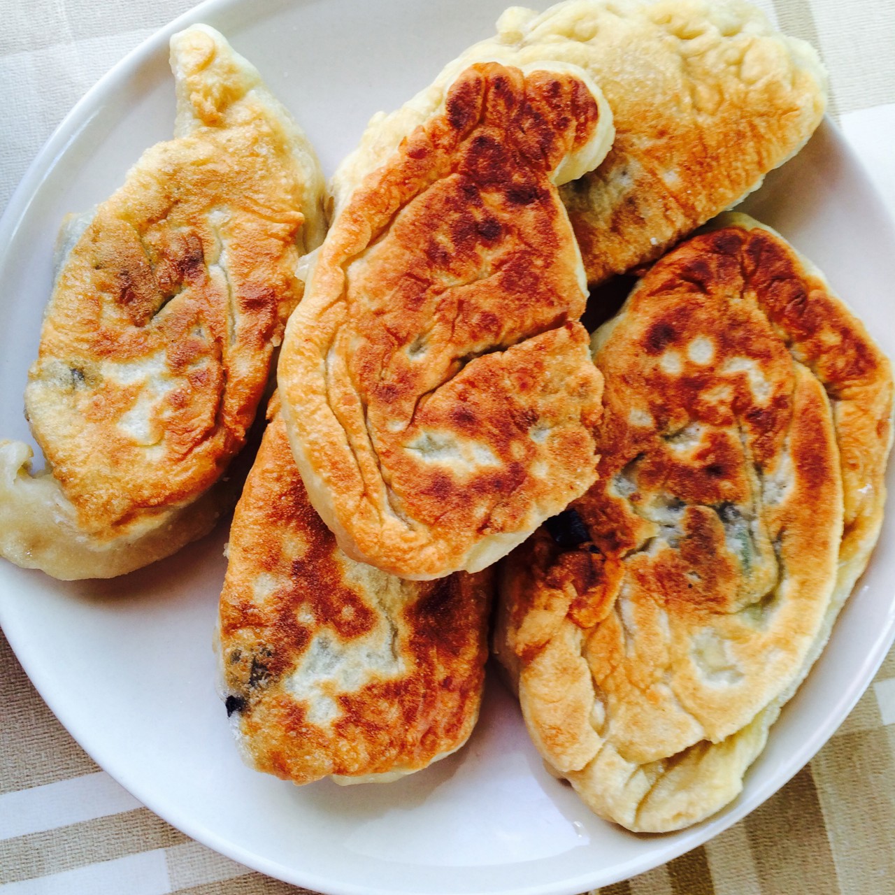 Чебуреки с грибами и сыром