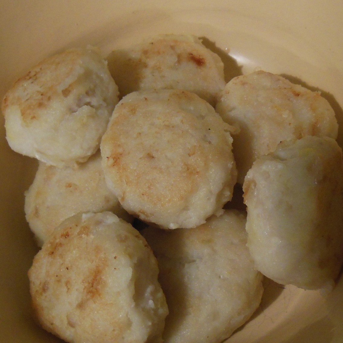 Фишболлы из трески с лимонной цедрой