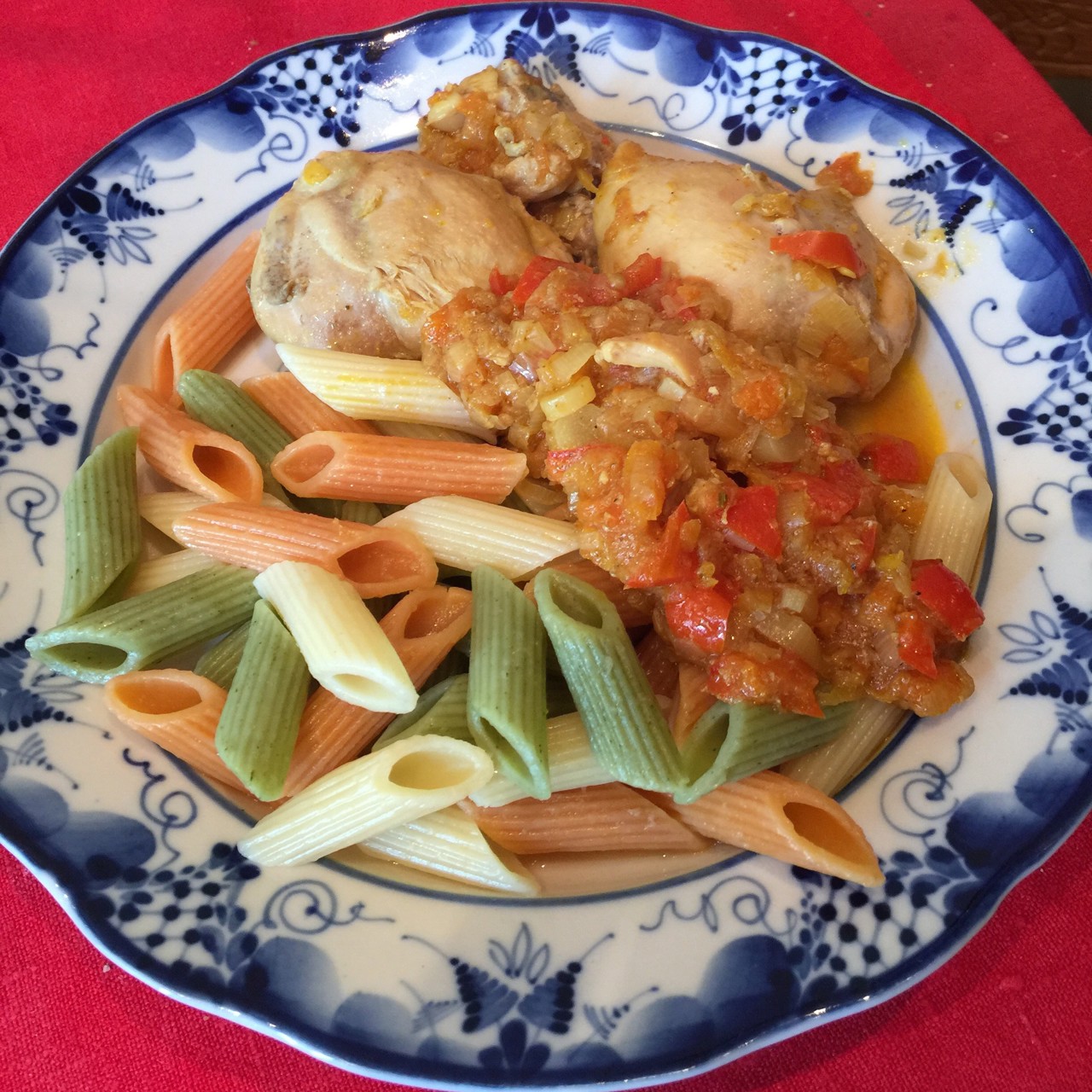 Карри из курицы с овощами