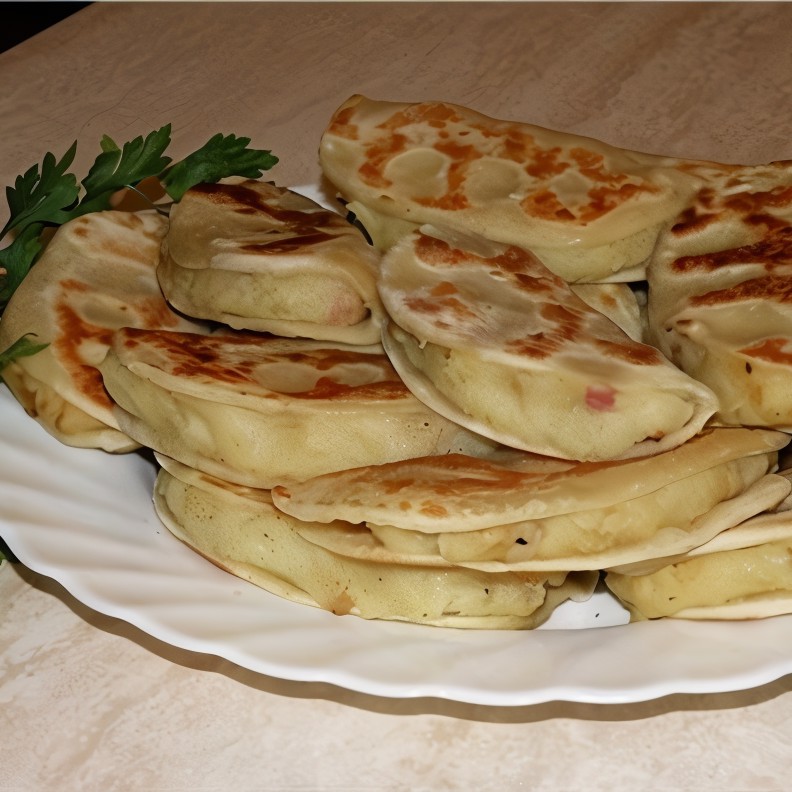 Кыстыбый с картофелем из пельменного теста