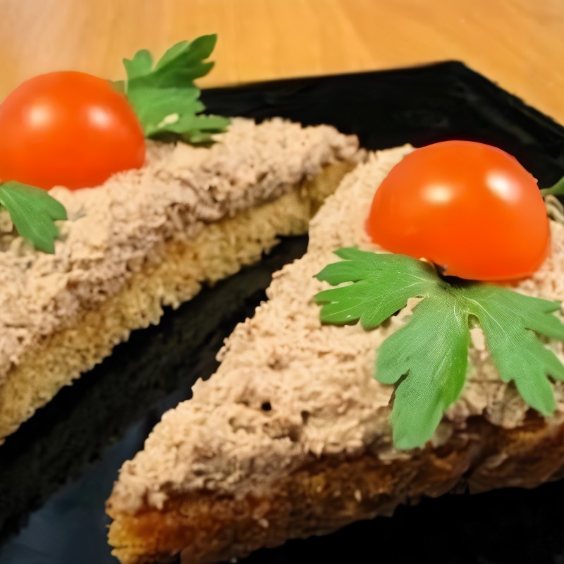Куриный паштет с орехами