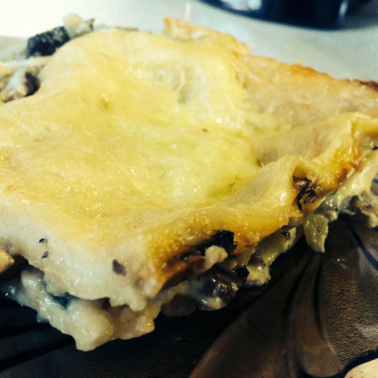 Лазанья с шампиньонами и сыром