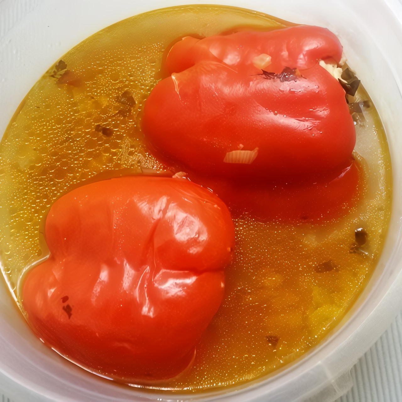 Маленькие перчики фаршированные индейкой и рисом