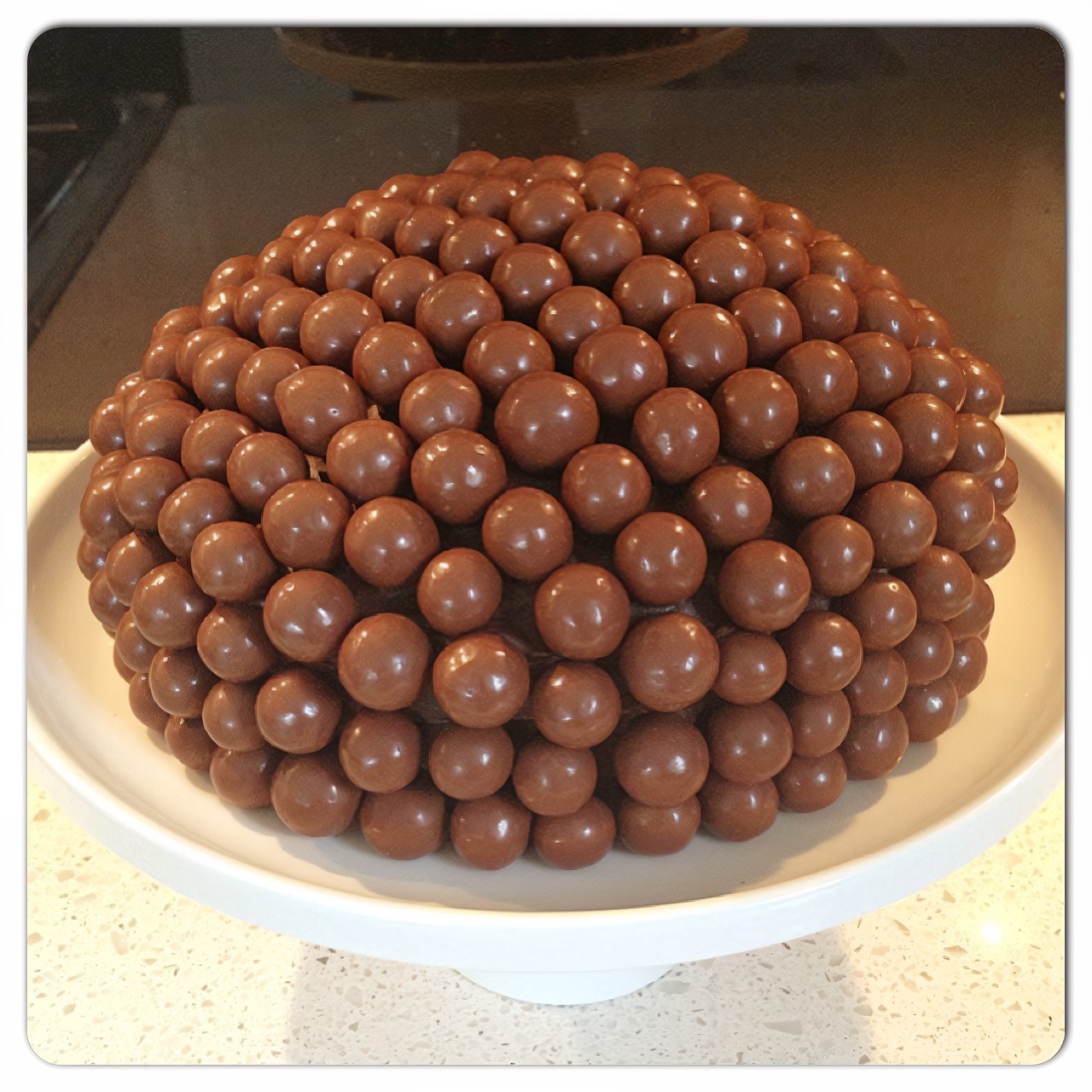 Maltesers cake