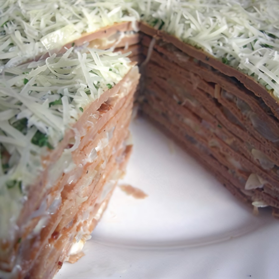 Печеночный торт с чесноком