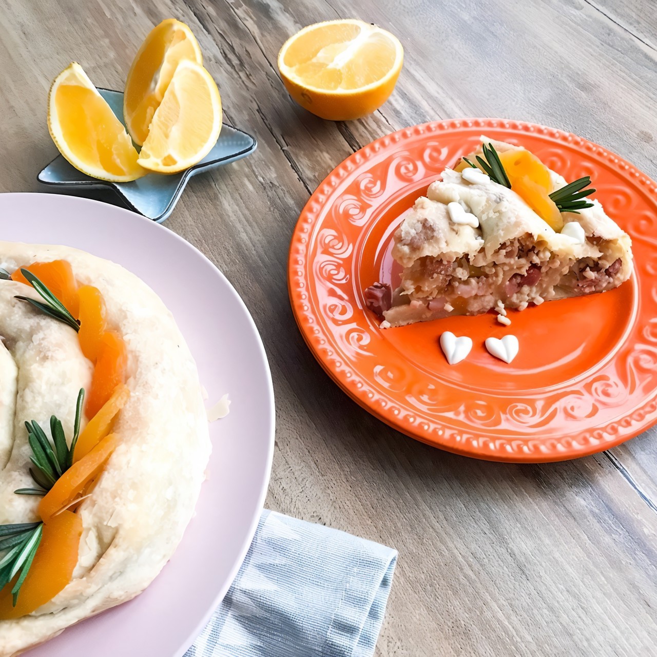 Пряная вертута с курагой, ветчиной и индейкой