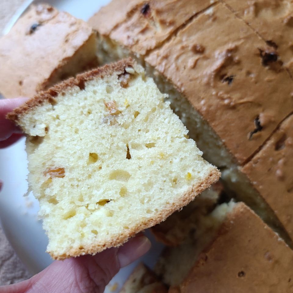 Творожный кекс с изюмом