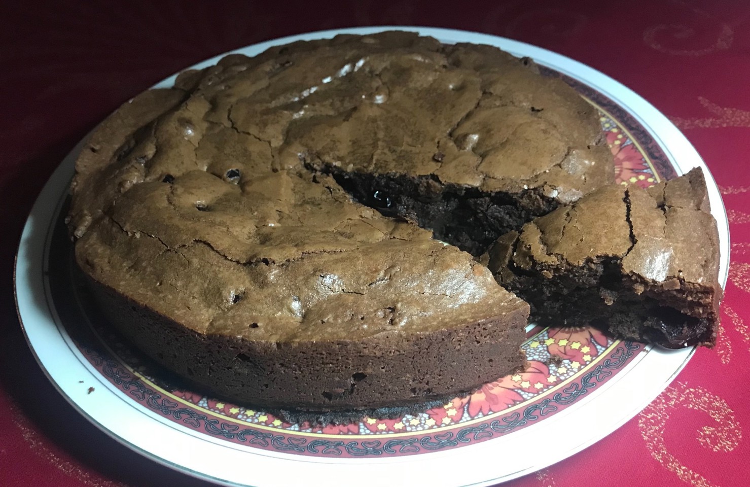 Брауни с замоченной в коньяке клюквой