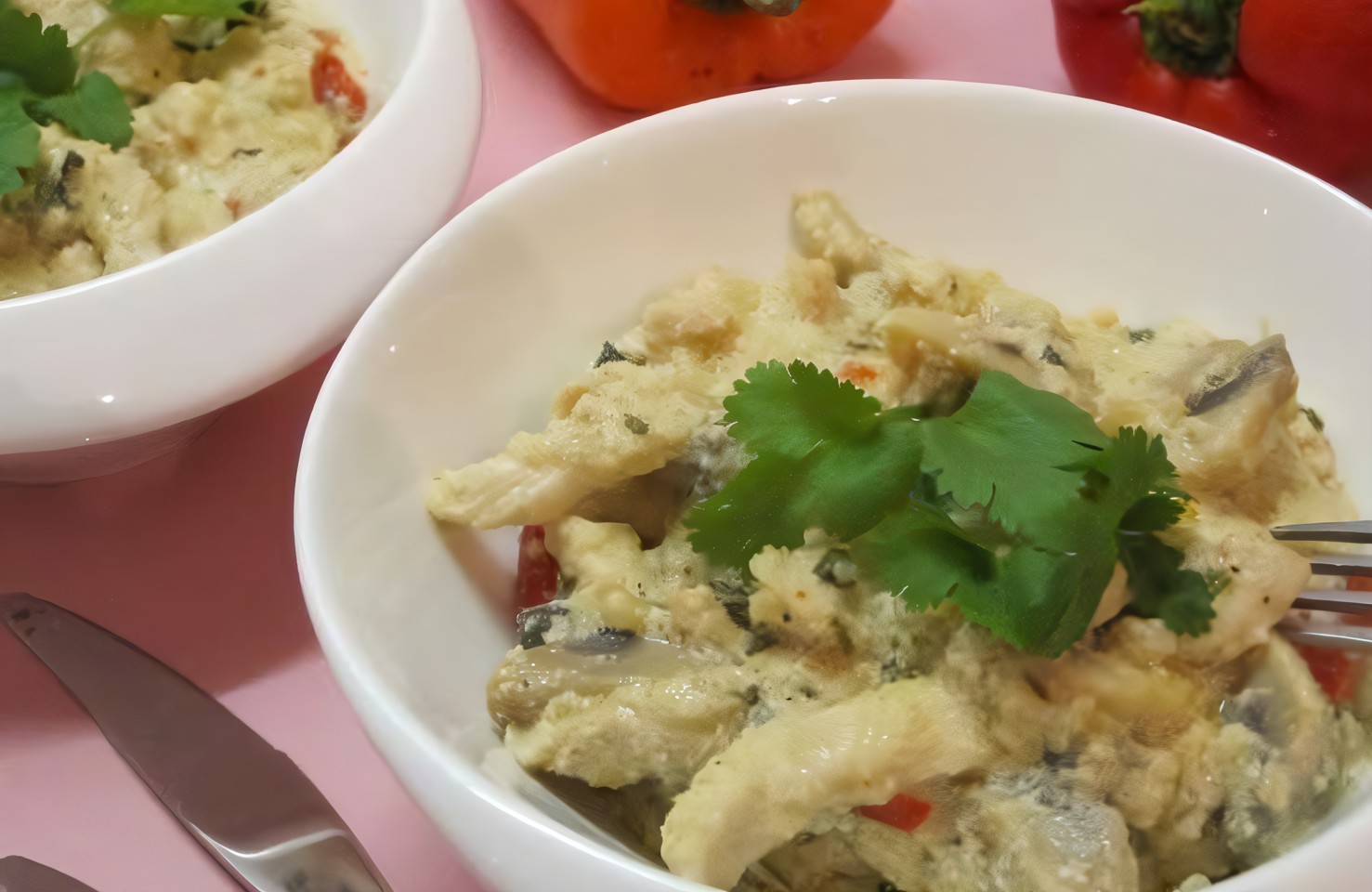 Фрикасе из курицы с грибами и болгарским перцем