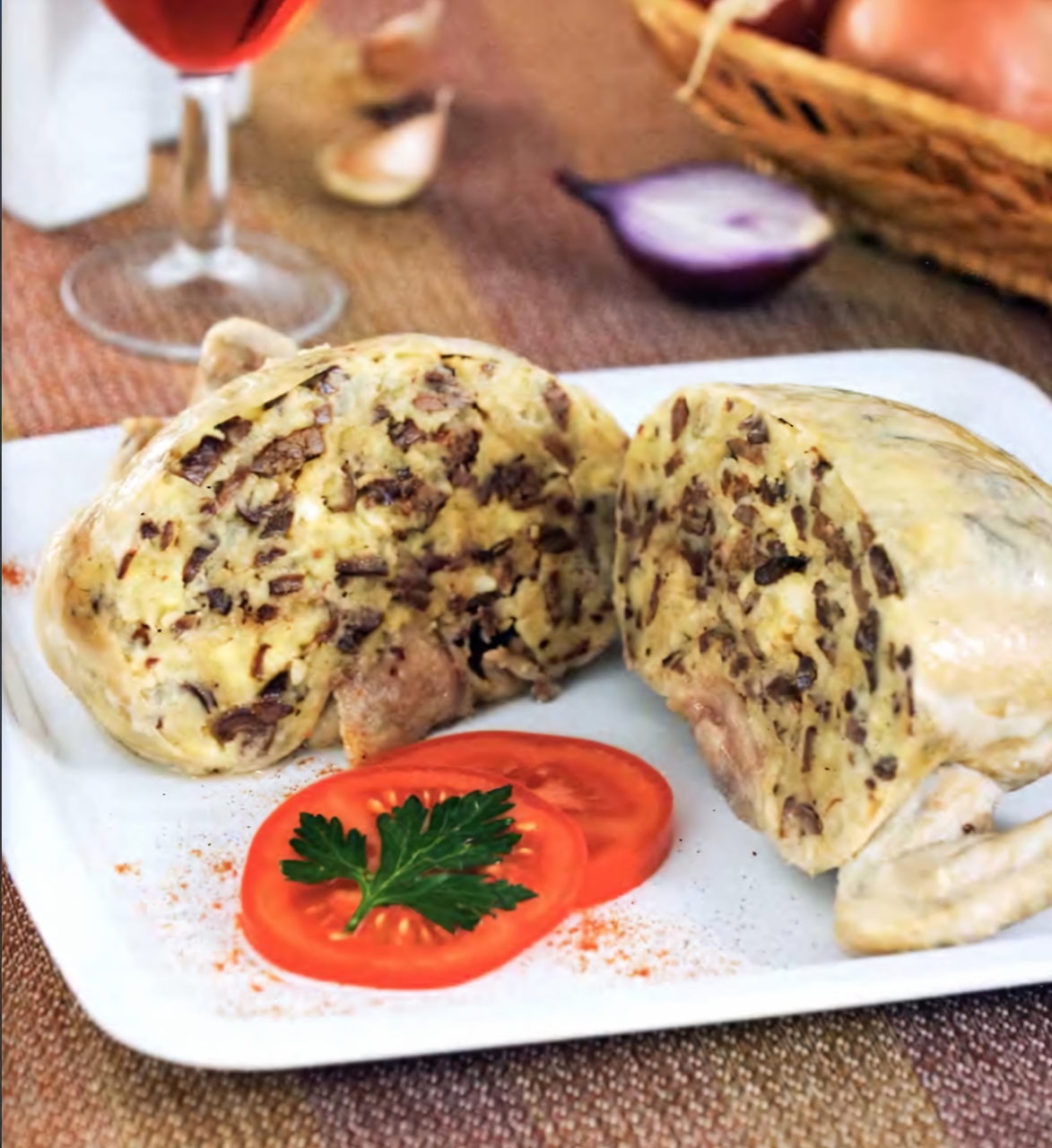 Гефилте-гелзеле (фаршированная куриная шейка)