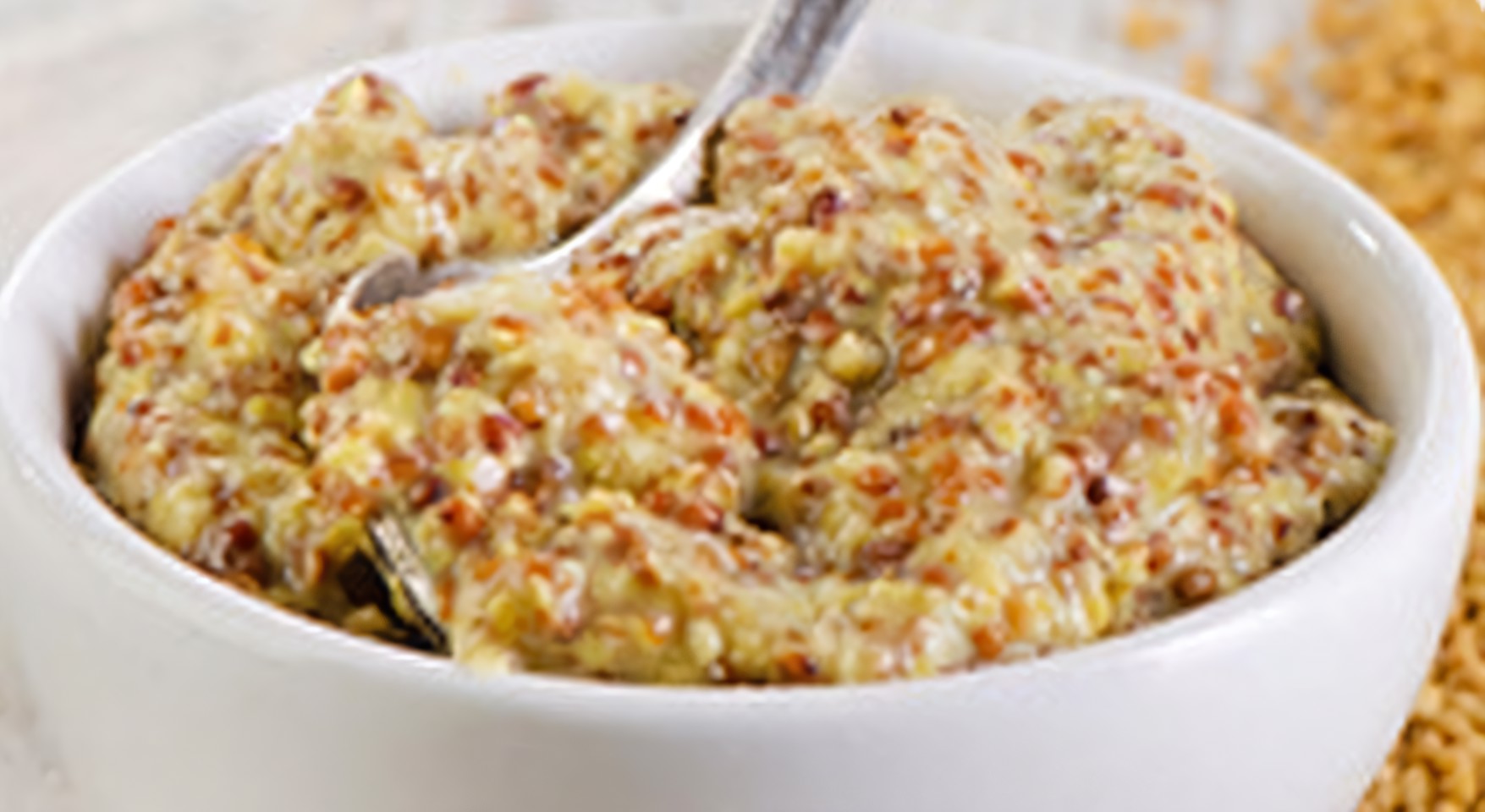 Горчичный соус с чили, луком и сливками