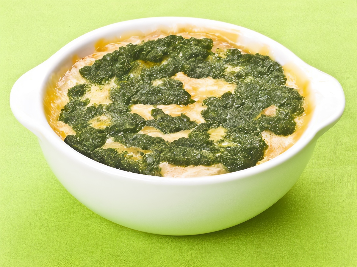 Горячая закуска из шпината и артишоков с сыром