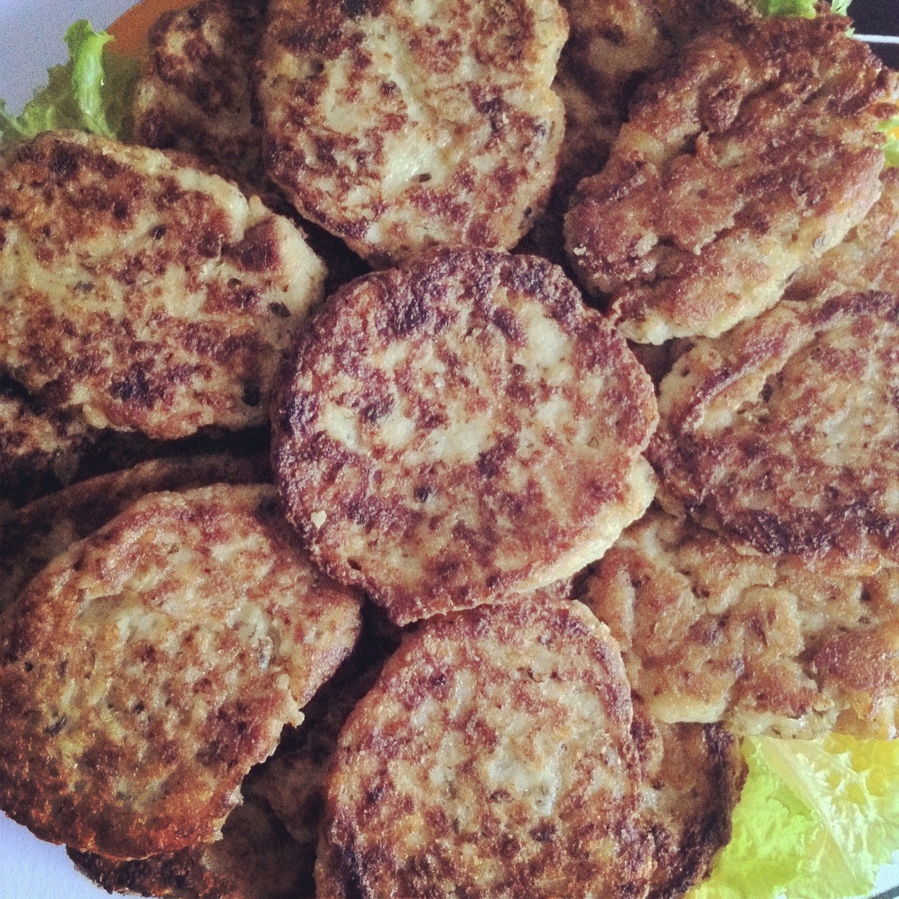 Хлебные апулийские оладьи с каперсами и сельдереем