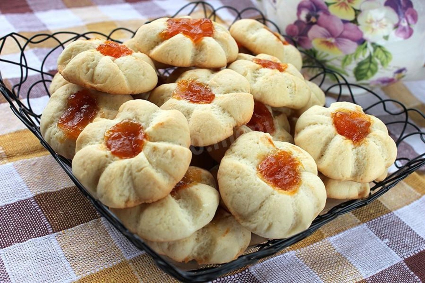Курабье с ликером