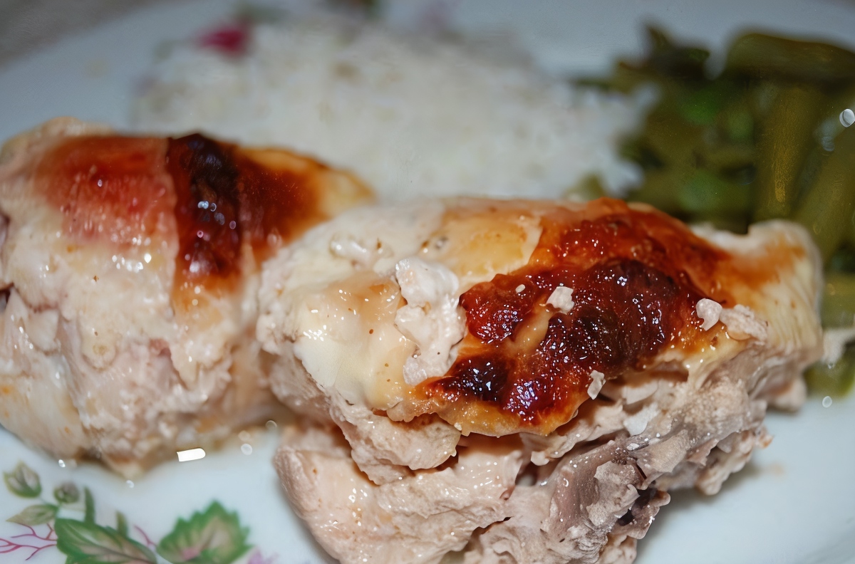 Курица в кефире со специями