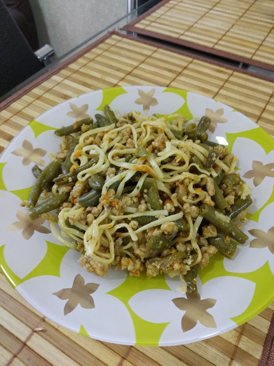 Лапша со спаржевой фасолью