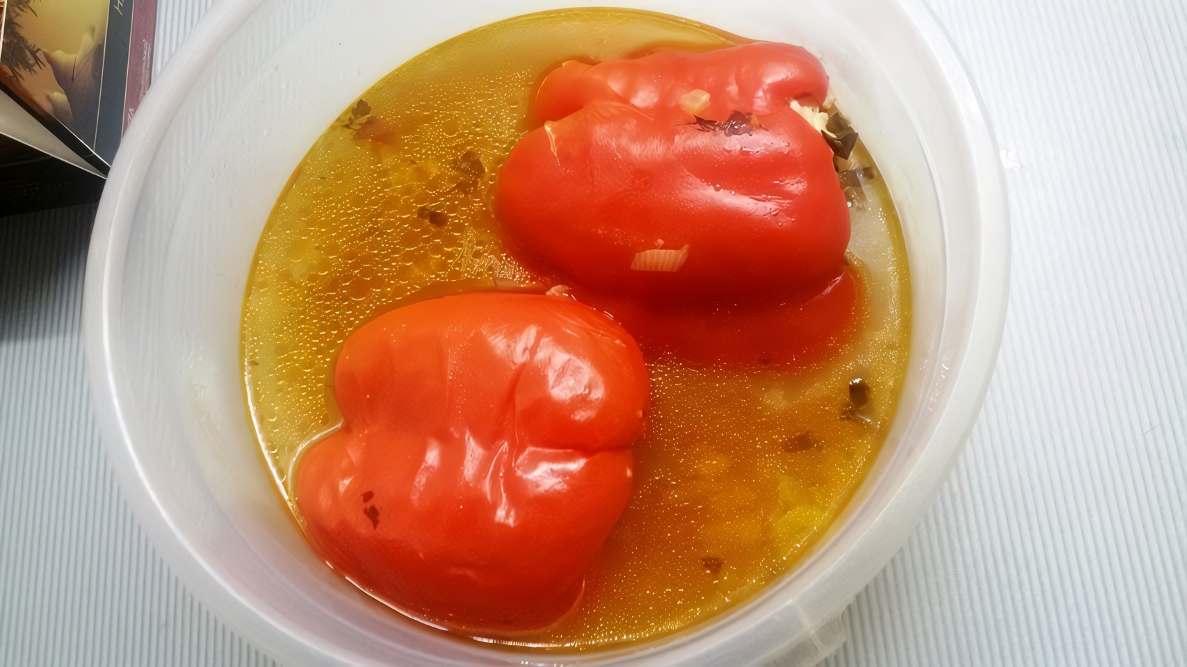 Маленькие перчики фаршированные индейкой и рисом