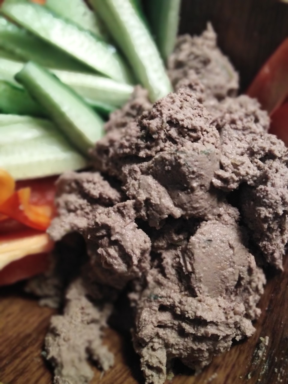 Паштет из куриной печени и овощей