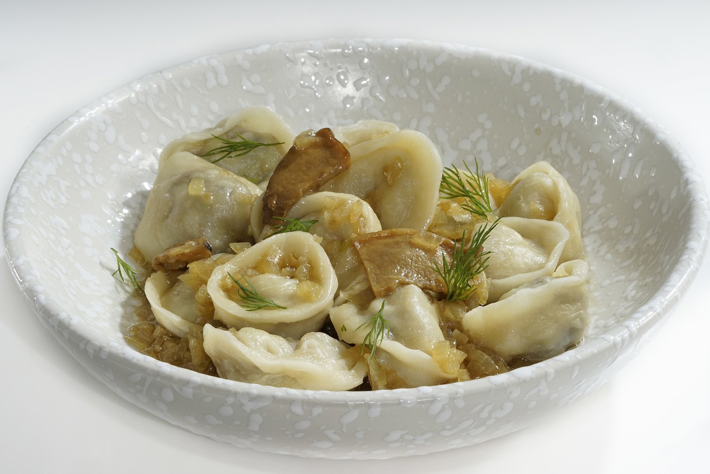 Постные пельмени с грибами и картошкой
