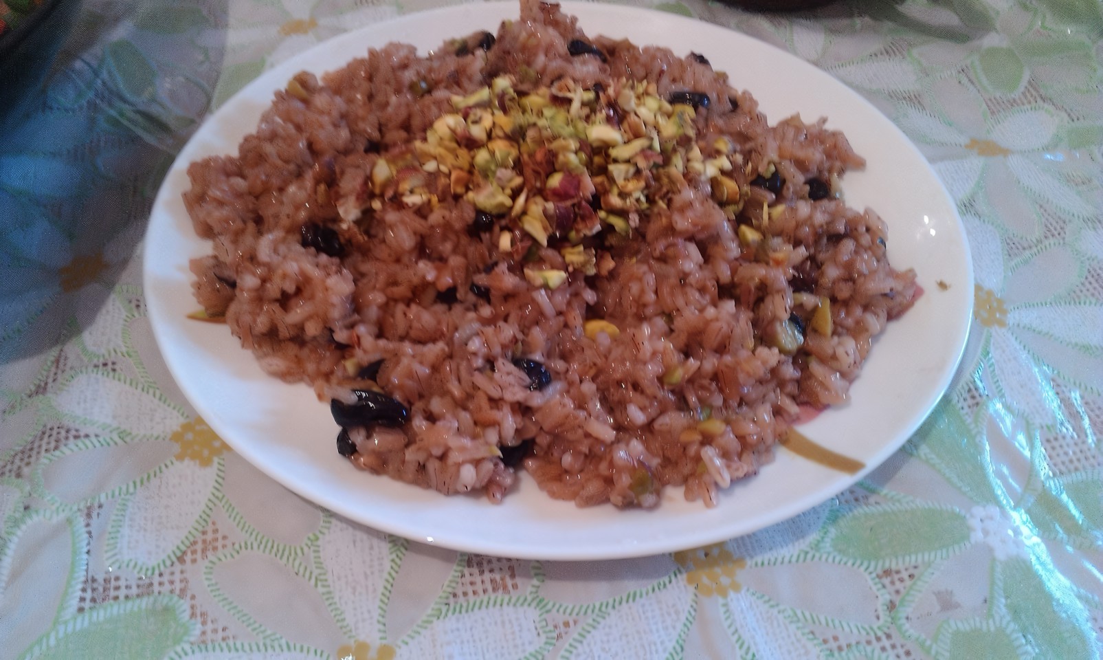 Шафрановый рис с фисташками (Митха кесари бхат)