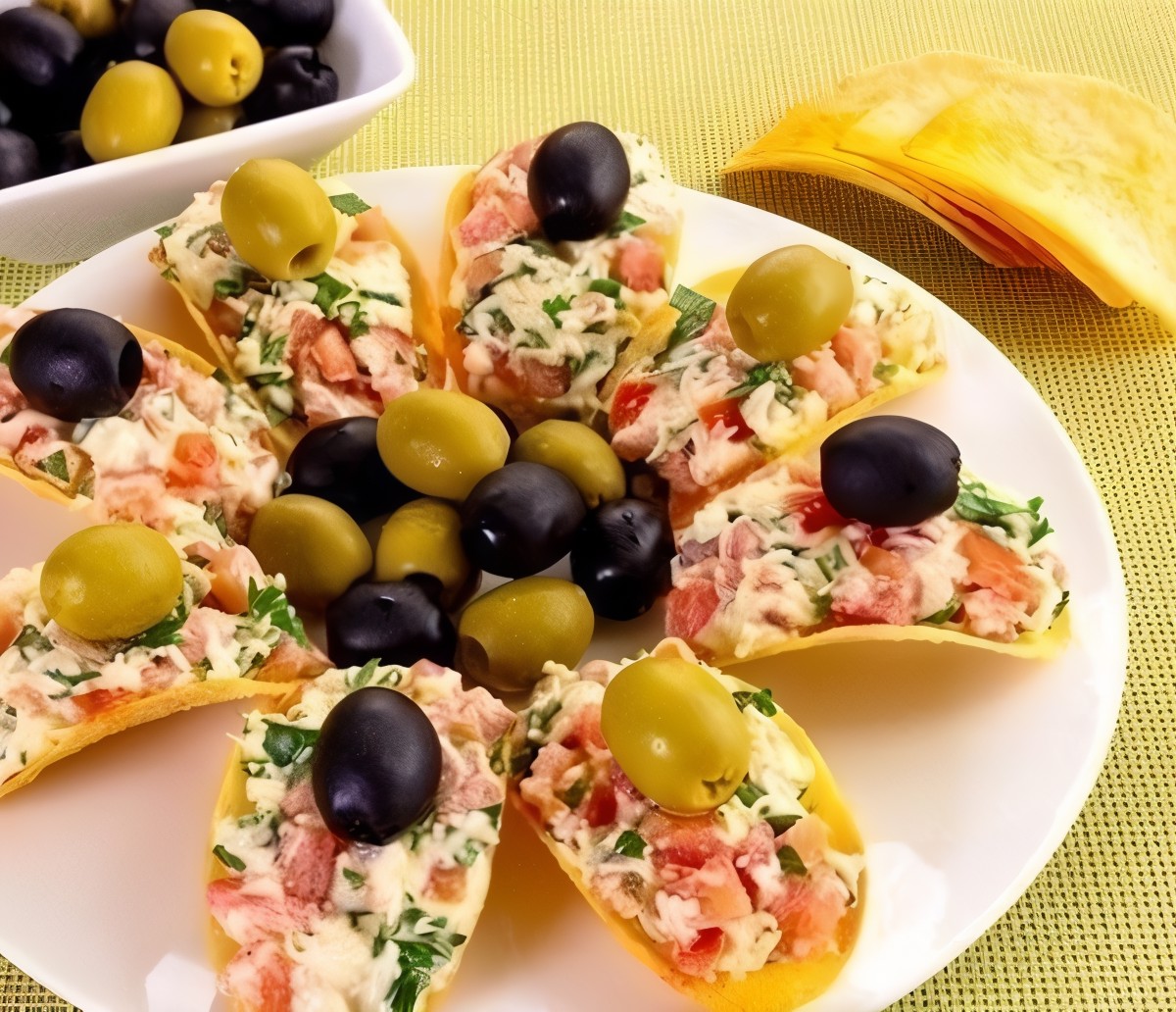 Сырная закуска на чипсах