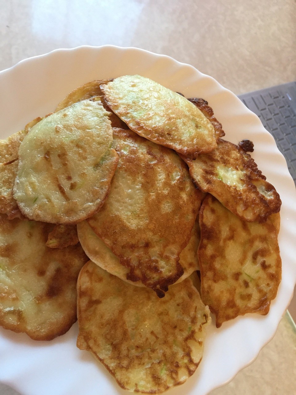 Сладкие кабачковые оладьи