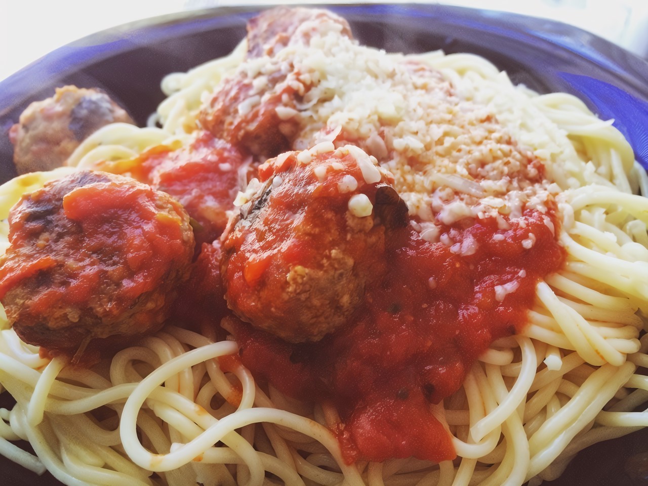 Спагетти с мясными шариками (meatballs)