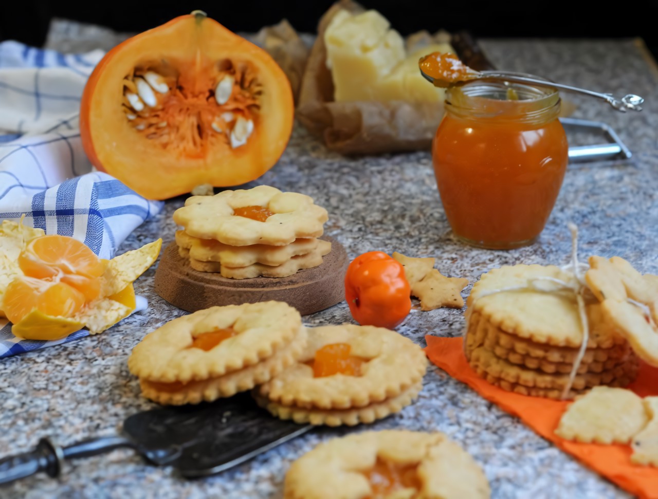 Сырное сабле с тыквенным джемом