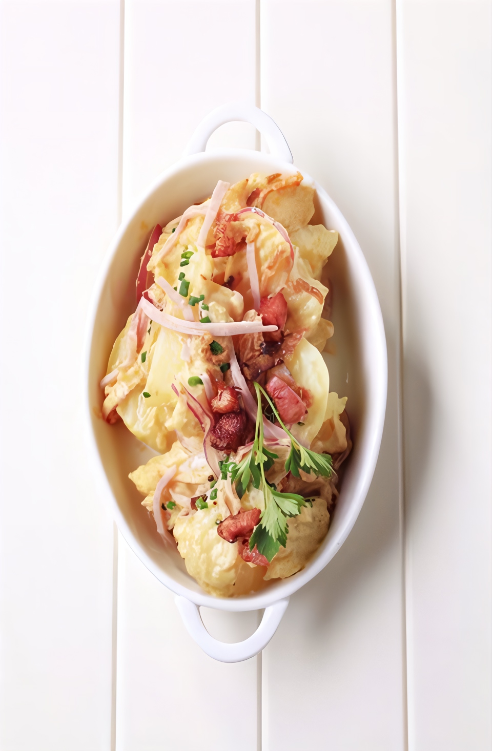 Теплый картофельный салат с беконом и горчичным соусом по-немецки
