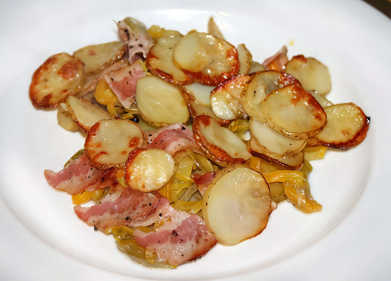 Запеченный картофель с салом