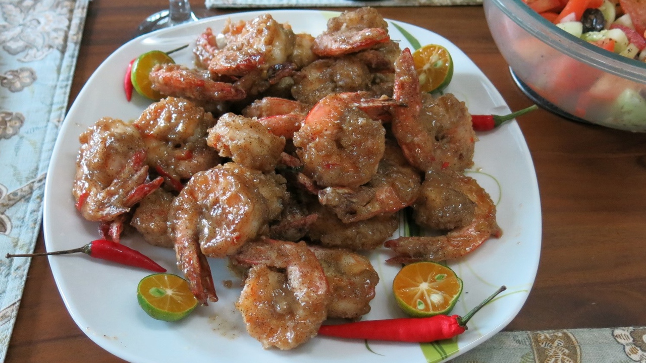 Креветки в сливочном соусе (Butter prawns)