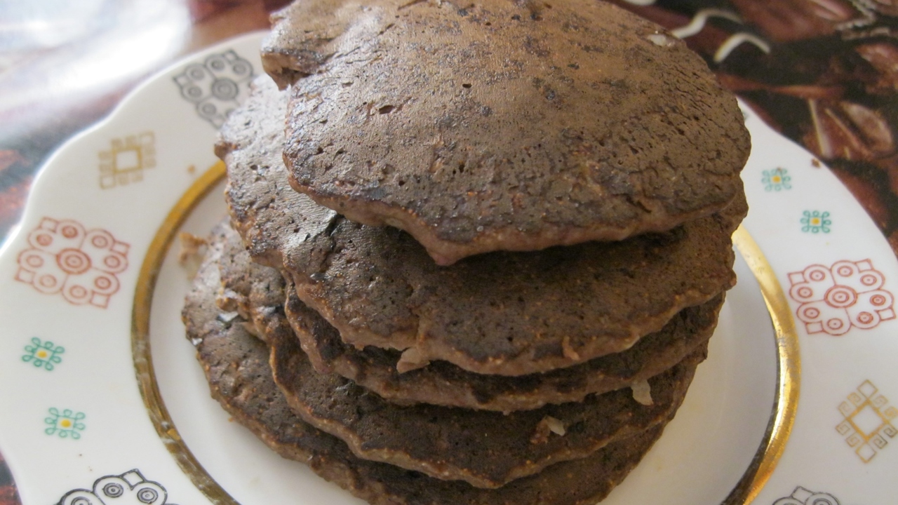 Классический салат из свиной печени