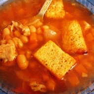 Ароматный томатный суп с фасолью
