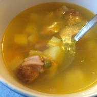 Гороховый суп с копчёным мясом