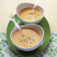 Крем-суп из цветной капусты с чеддером и укропом