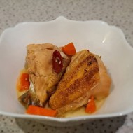 Курица домашняя тушенная в духовке