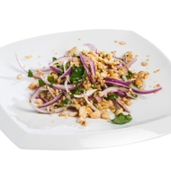 Тайский куриный салат «Лаб»