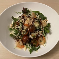 Легкий и быстрый салат с креветками