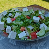 Летний салат с брынзой