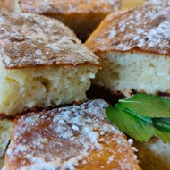 Манник с творогом и бананами