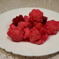 Маринованная цветная капуста со свеклой